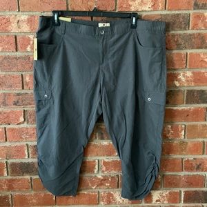 NWT Woolrich Gray‎ Hiking Cargo Capris
